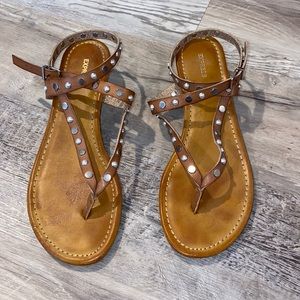 Express Sandals